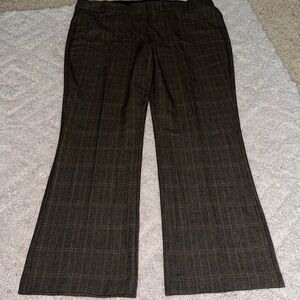 Maurice’s 20W women’s plaid trousers